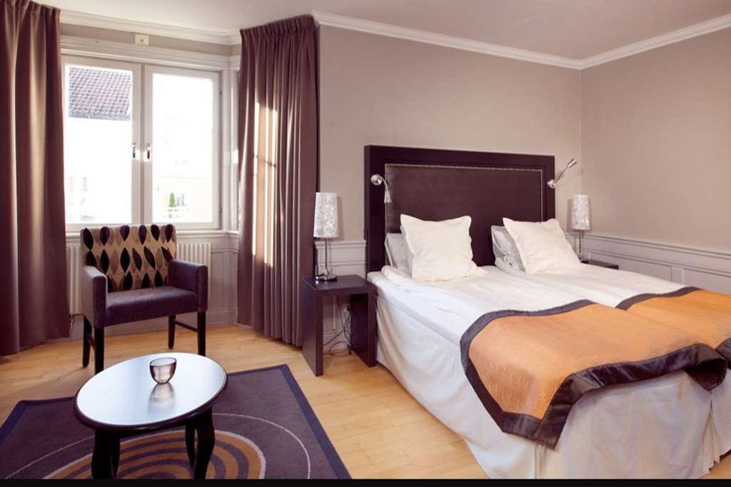 Home Hotel Majoren Skövde Quarto foto